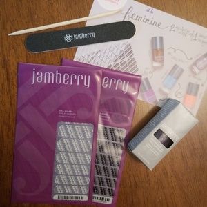 Jamberry- September 2015 Stylebox (3 items)